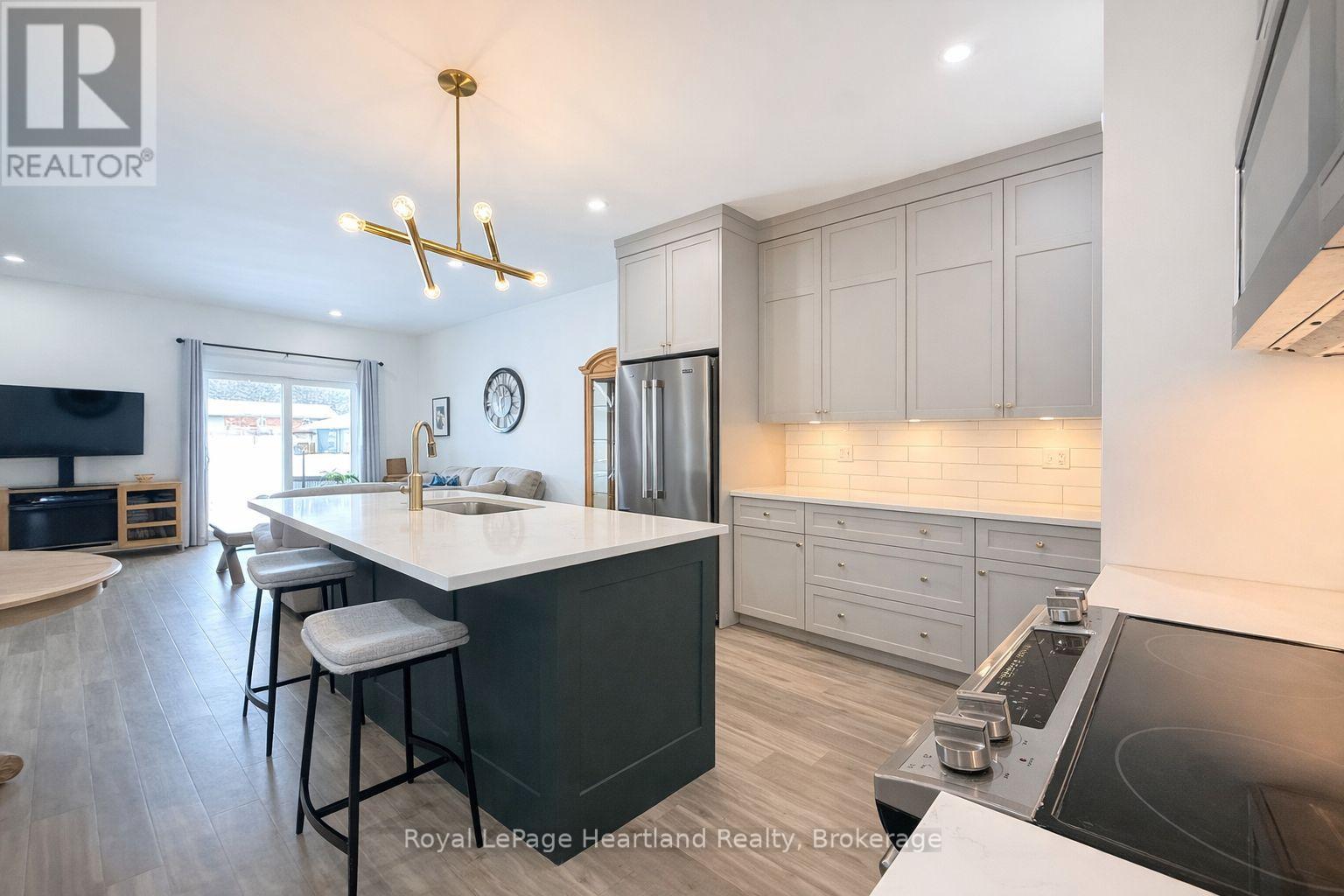 20 Silver Creek Road, Huron East, Ontario  N0K 1W0 - Photo 6 - X12768206