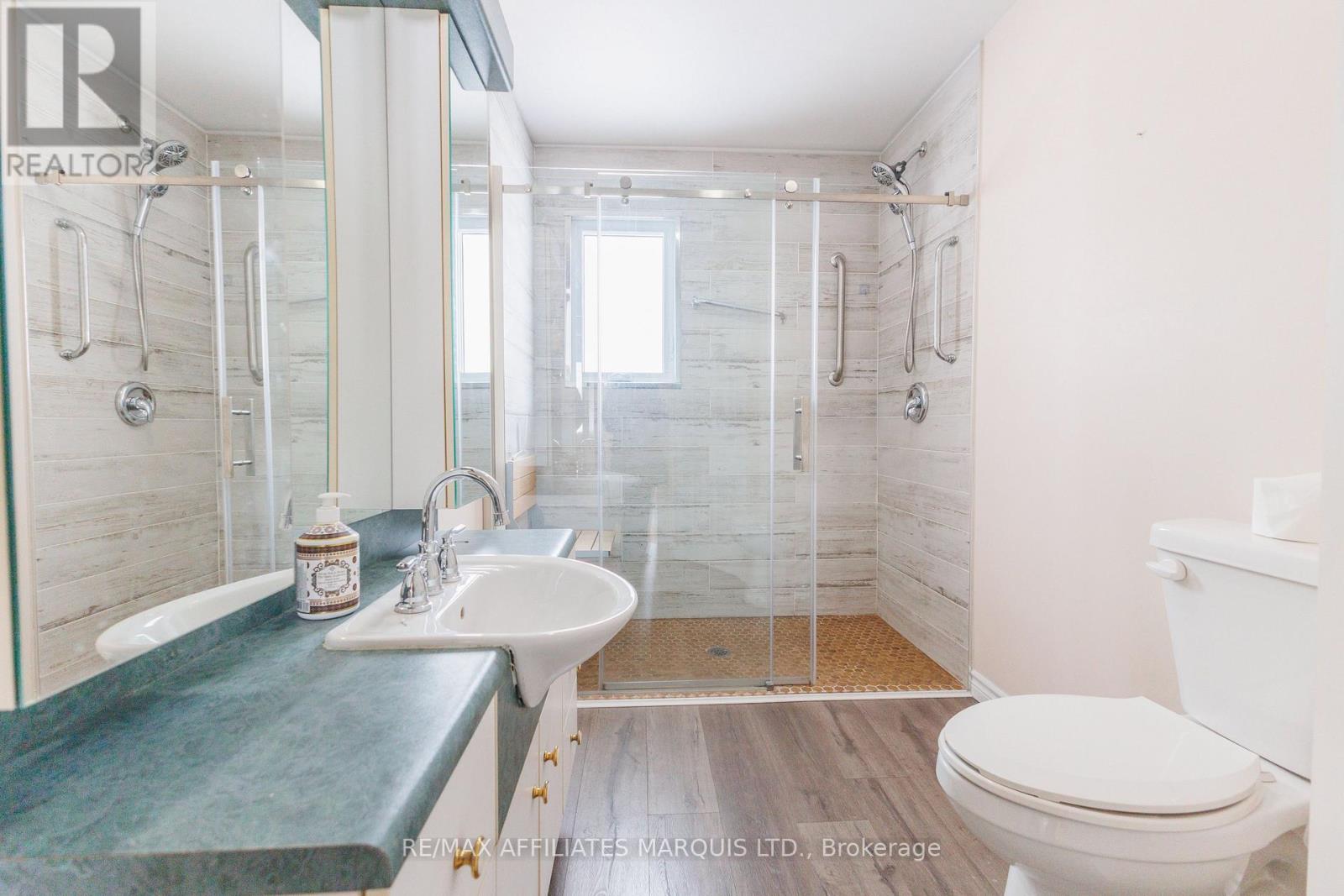 137 Park Avenue, North Glengarry, Ontario  K0C 1A0 - Photo 15 - X12821096