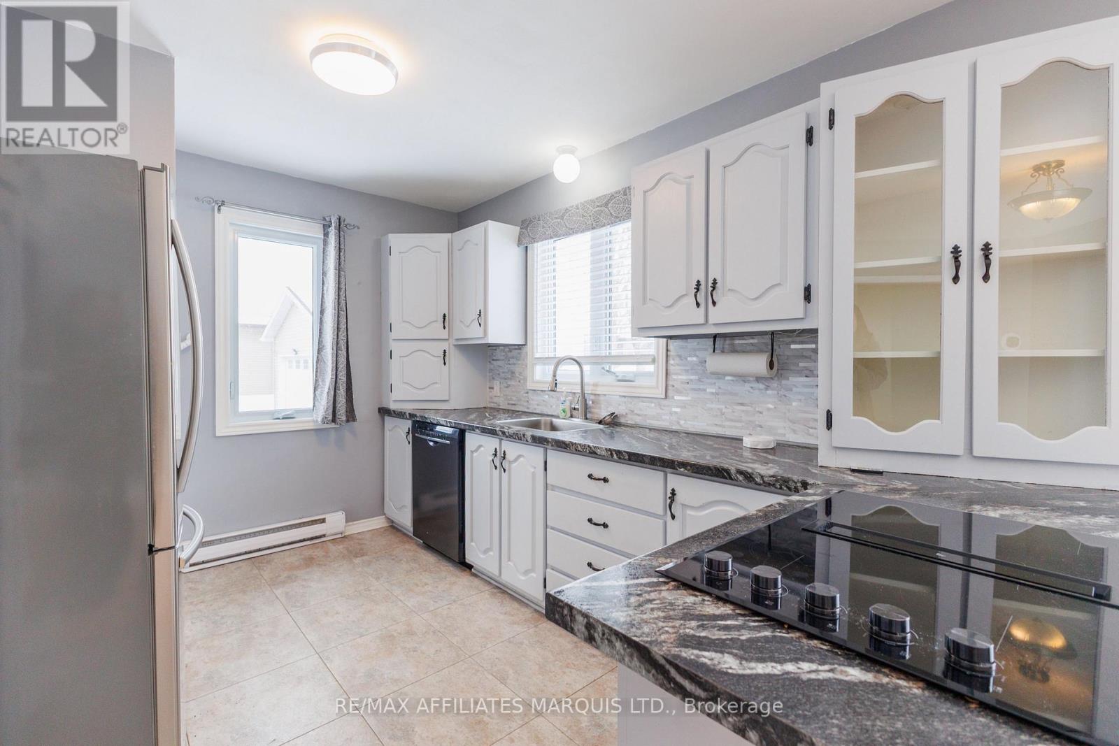 137 Park Avenue, North Glengarry, Ontario  K0C 1A0 - Photo 7 - X12821096