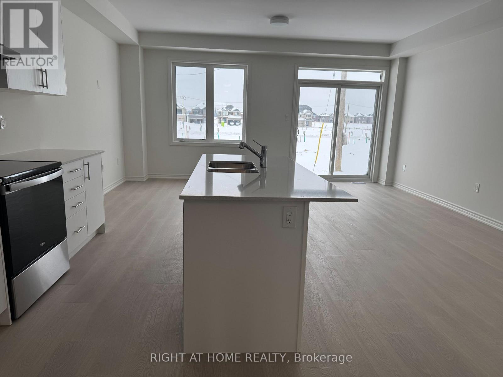 68 Sanderson Drive, Kawartha Lakes, Ontario  K9V 0S8 - Photo 17 - X12769522