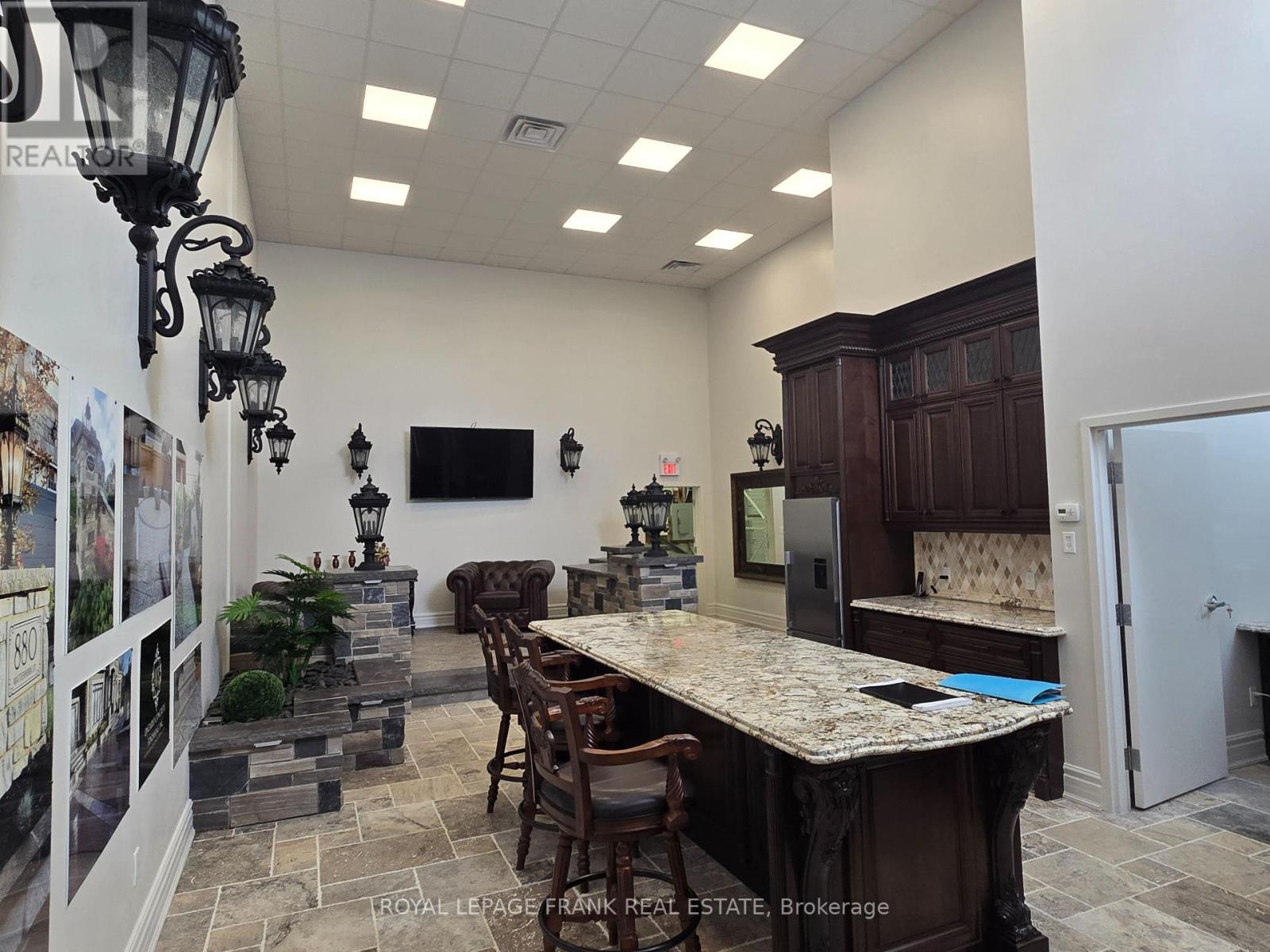 A2 - 1472 Thornton Road N, Oshawa, Ontario L1H 7K4 - Photo 1 - E12821084