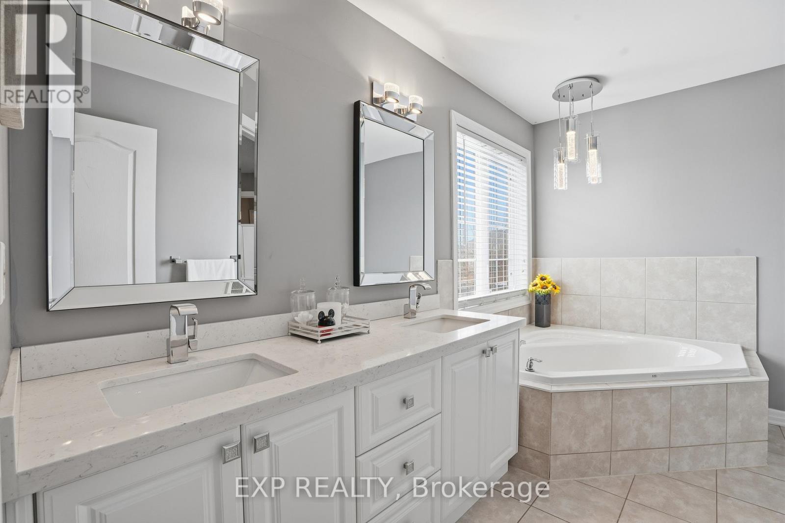 41 Monza Drive, Hamilton, Ontario  L6H 5R7 - Photo 28 - X12815046