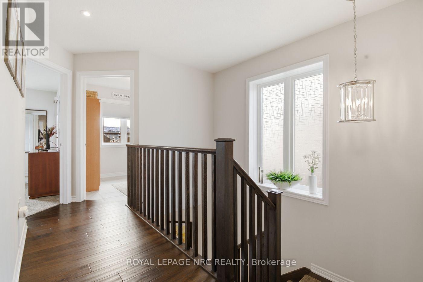 113 Sonoma Lane, Hamilton, Ontario  L8E 0J8 - Photo 11 - X12821068