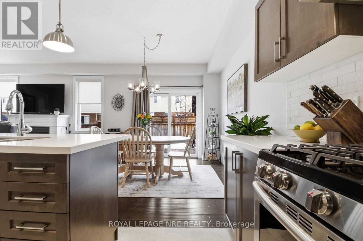 113 Sonoma Lane, Hamilton, Ontario  L8E 0J8 - Photo 8 - X12821068