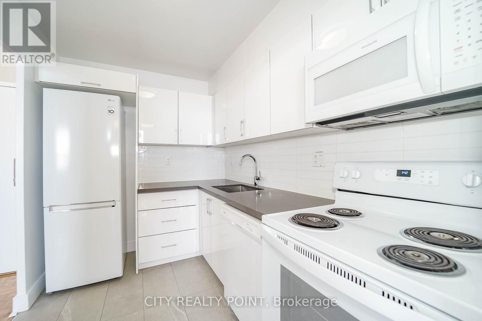 1008 - 1500 Bathurst Street, Toronto, Ontario  M5P 3L3 - Photo 8 - C12768512