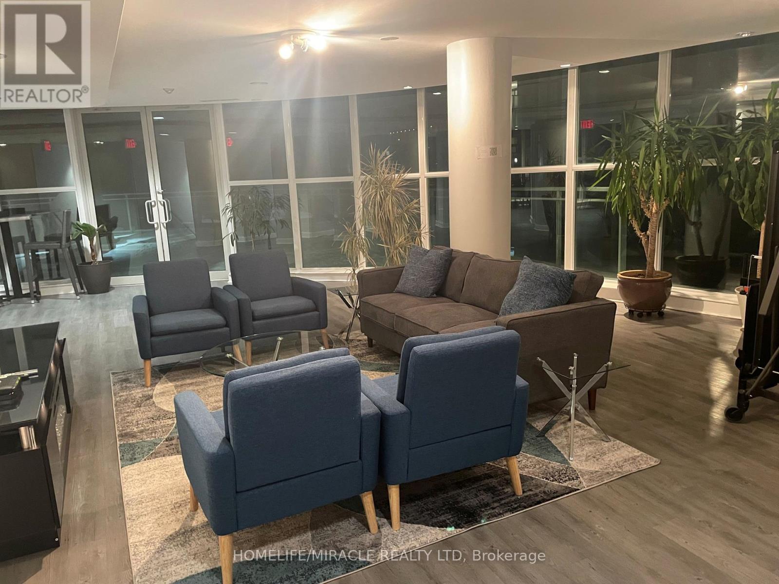 801 - 2067 Lake Shore Boulevard, Toronto, Ontario  M8V 4B8 - Photo 5 - W12817556