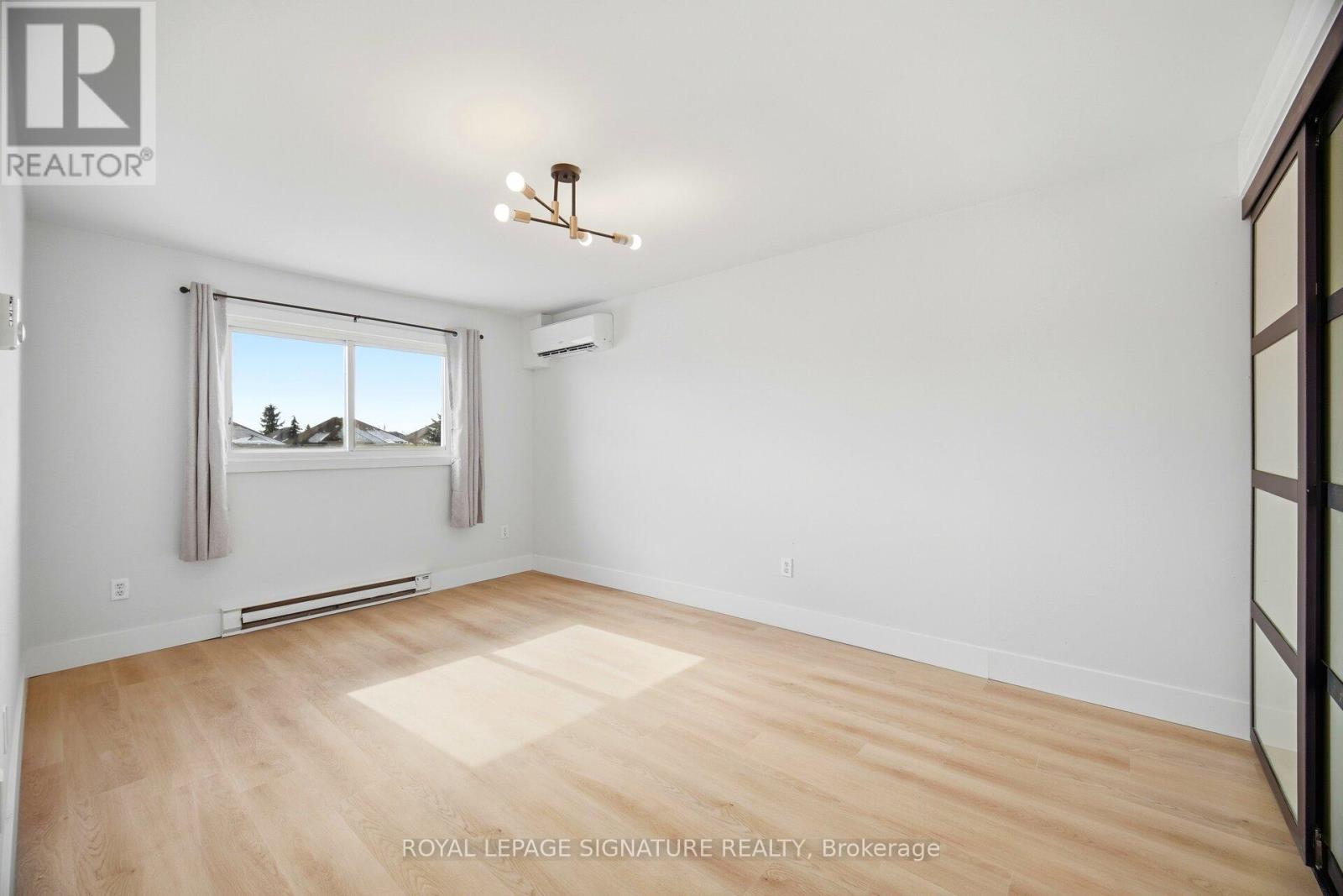 8 Claudette Gate, Hamilton, Ontario  L9B 1T5 - Photo 21 - X12820088