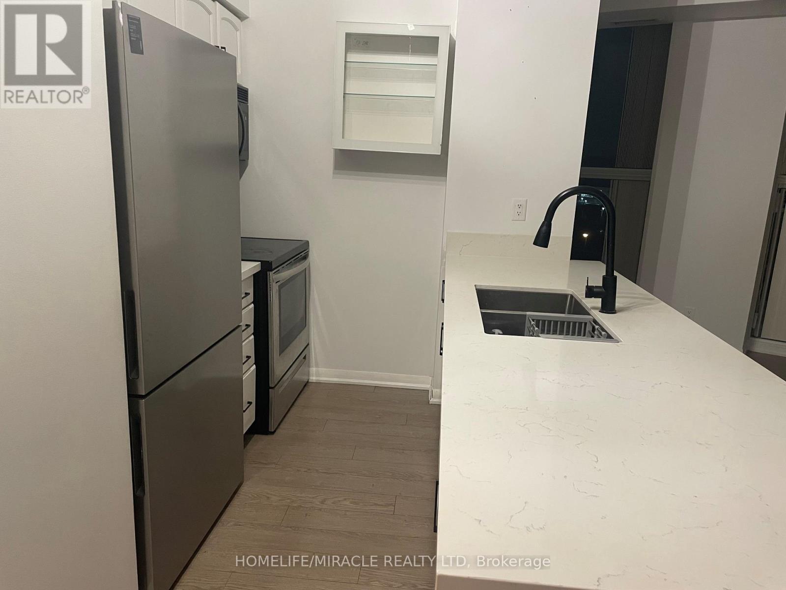 801 - 2067 Lake Shore Boulevard, Toronto, Ontario  M8V 4B8 - Photo 8 - W12817556