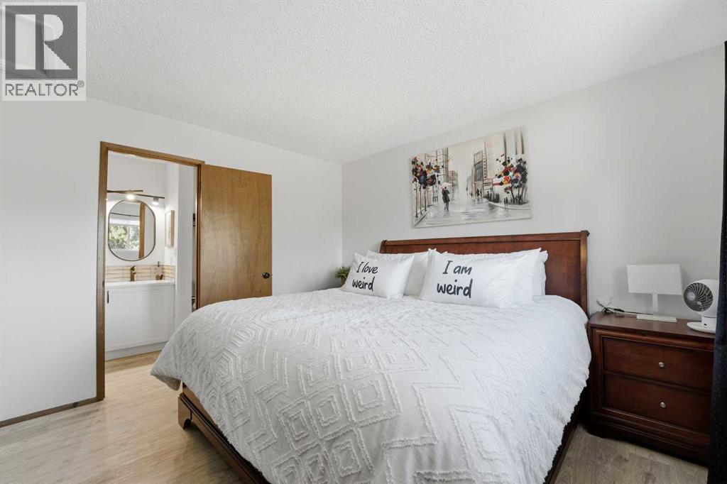 101 Erickson Drive, Red Deer, Alberta  T4R 1X9 - Photo 16 - A2285144