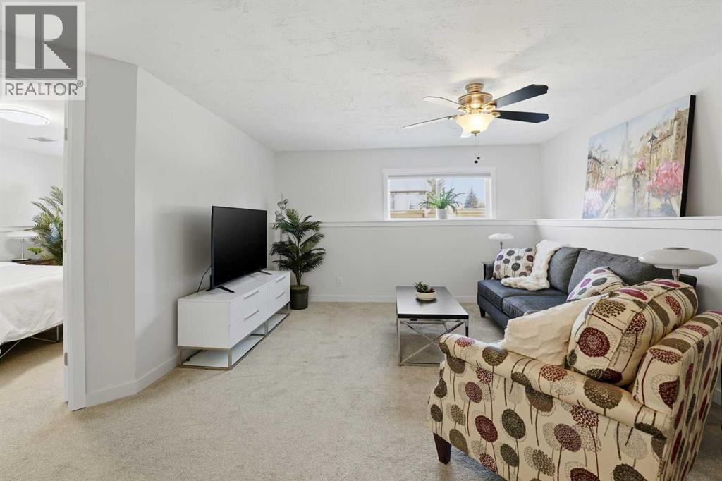 101 Erickson Drive, Red Deer, Alberta  T4R 1X9 - Photo 25 - A2285144