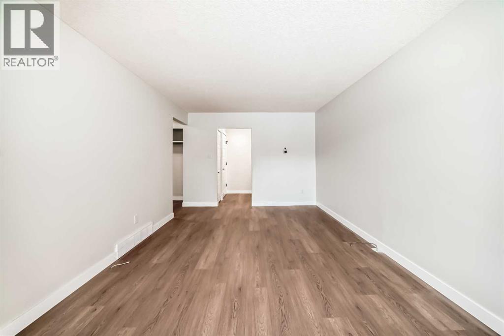 7634 24a Street Se, Calgary, Alberta  T2C 0Z7 - Photo 17 - A2272439