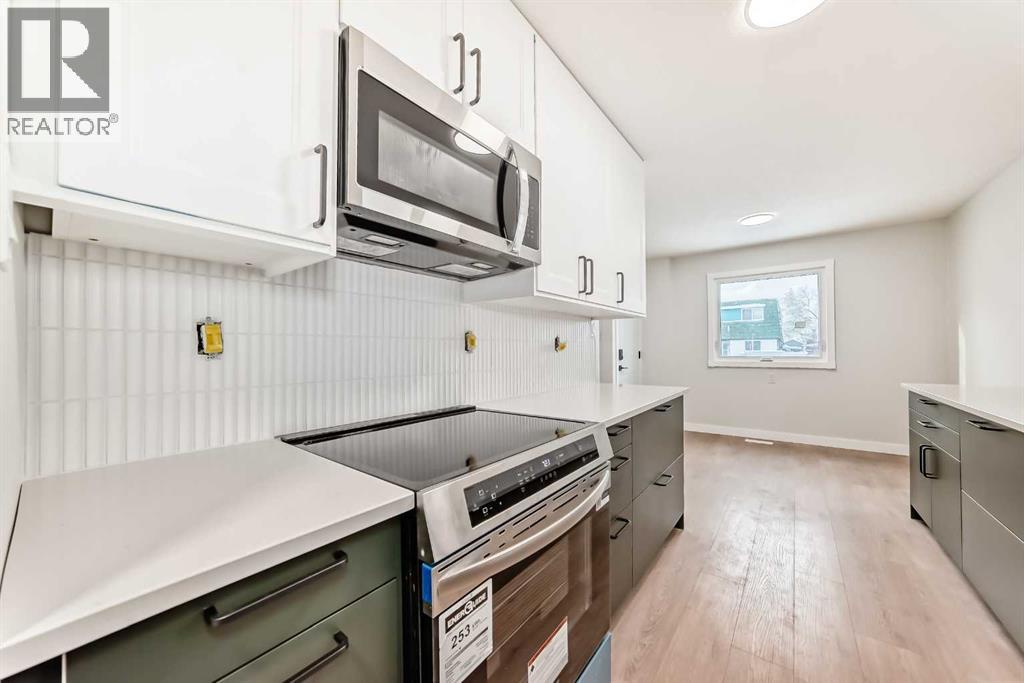 7634 24a Street Se, Calgary, Alberta  T2C 0Z7 - Photo 8 - A2272439