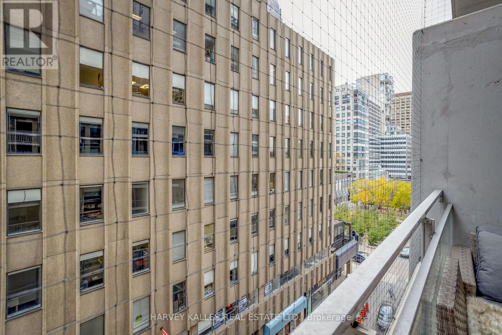 703 - 80 Cumberland Street, Toronto, Ontario  M5R 3V1 - Photo 31 - C12821064