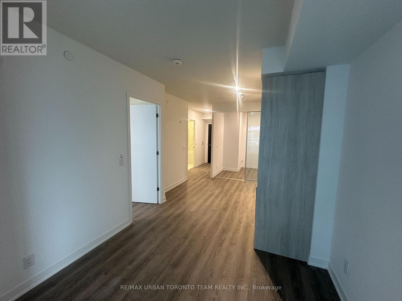 609 - 180 Front Street E, Toronto, Ontario  M5A 0K9 - Photo 4 - C12821082