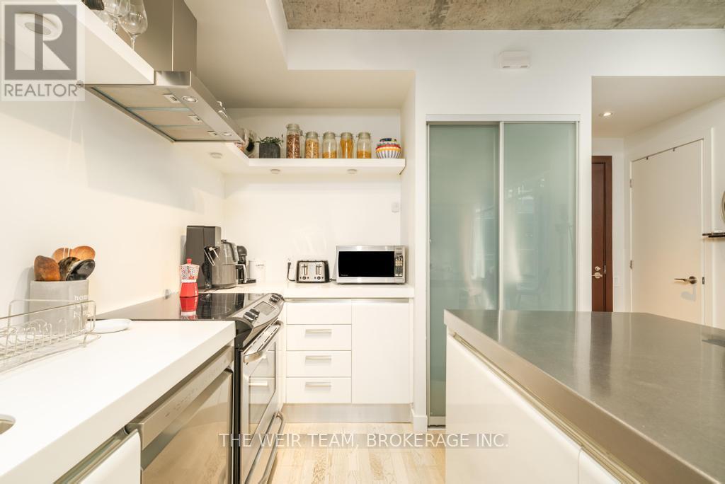 718 - 75 Portland Street, Toronto, Ontario  M5V 2M9 - Photo 10 - C12821100