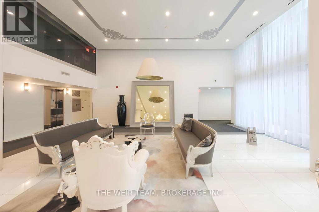 718 - 75 Portland Street, Toronto, Ontario  M5V 2M9 - Photo 18 - C12821100