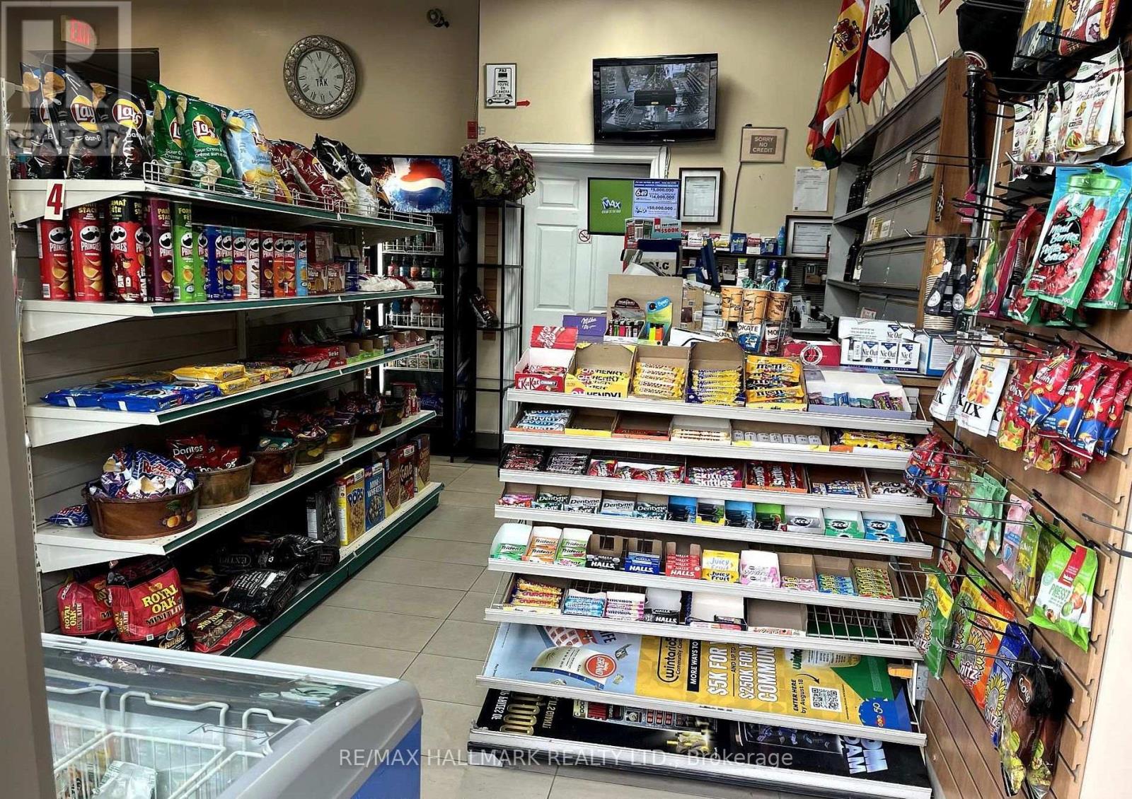 26 - 281 Woodbridge Avenue, Vaughan, Ontario  L4L 0C6 - Photo 3 - N12821074