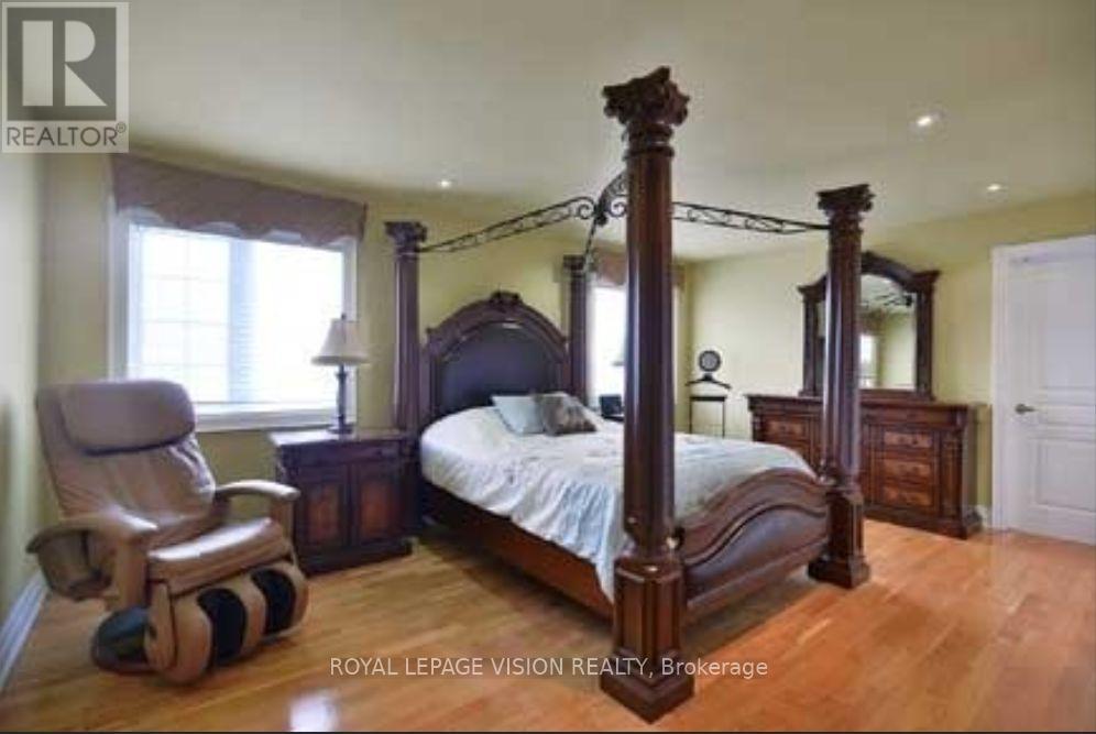 91 Magpie Crescent, Vaughan, Ontario  L4H 2A4 - Photo 10 - N12821086