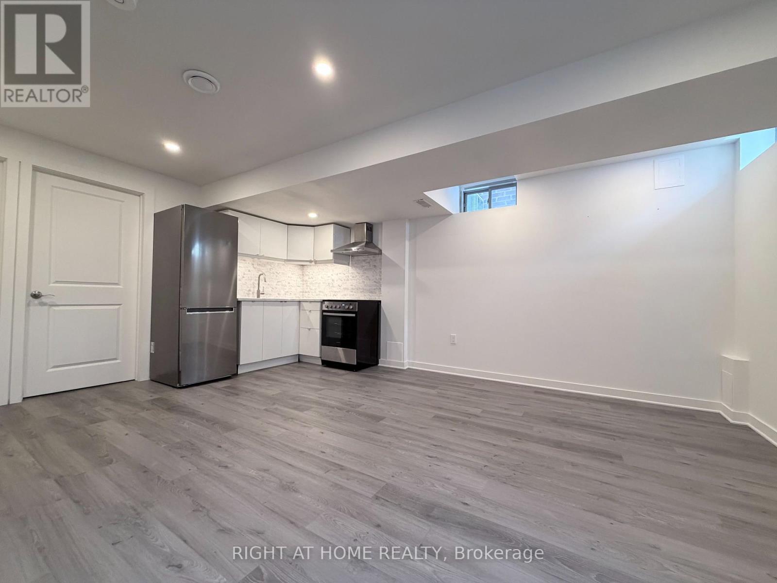 Basement - 516 Seaview Heights, East Gwillimbury, Ontario  L9N 0Y3 - Photo 3 - N12821090