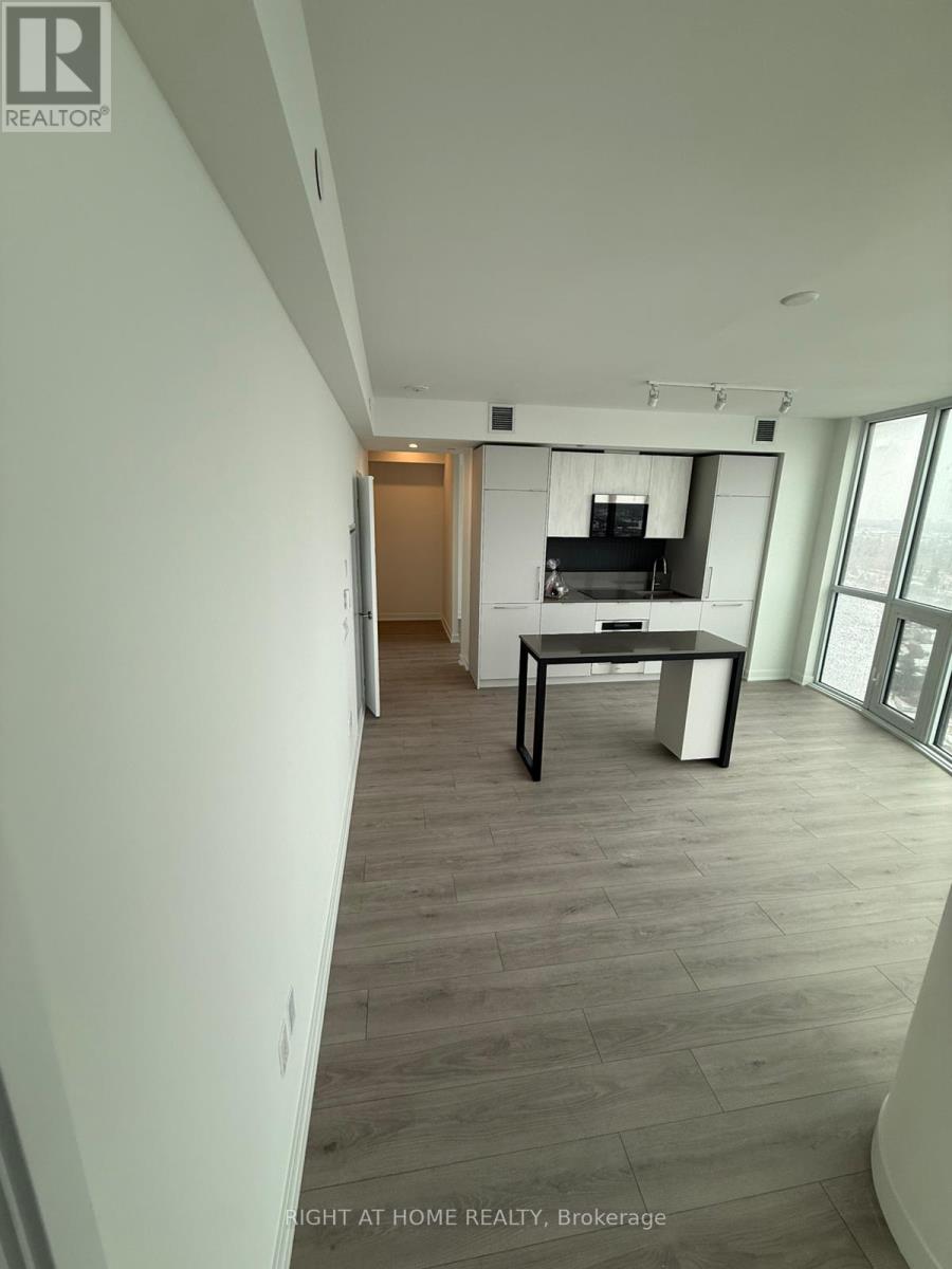 1811 - 1 Fairview Road E, Mississauga, Ontario  L5A 4C6 - Photo 3 - W12821026