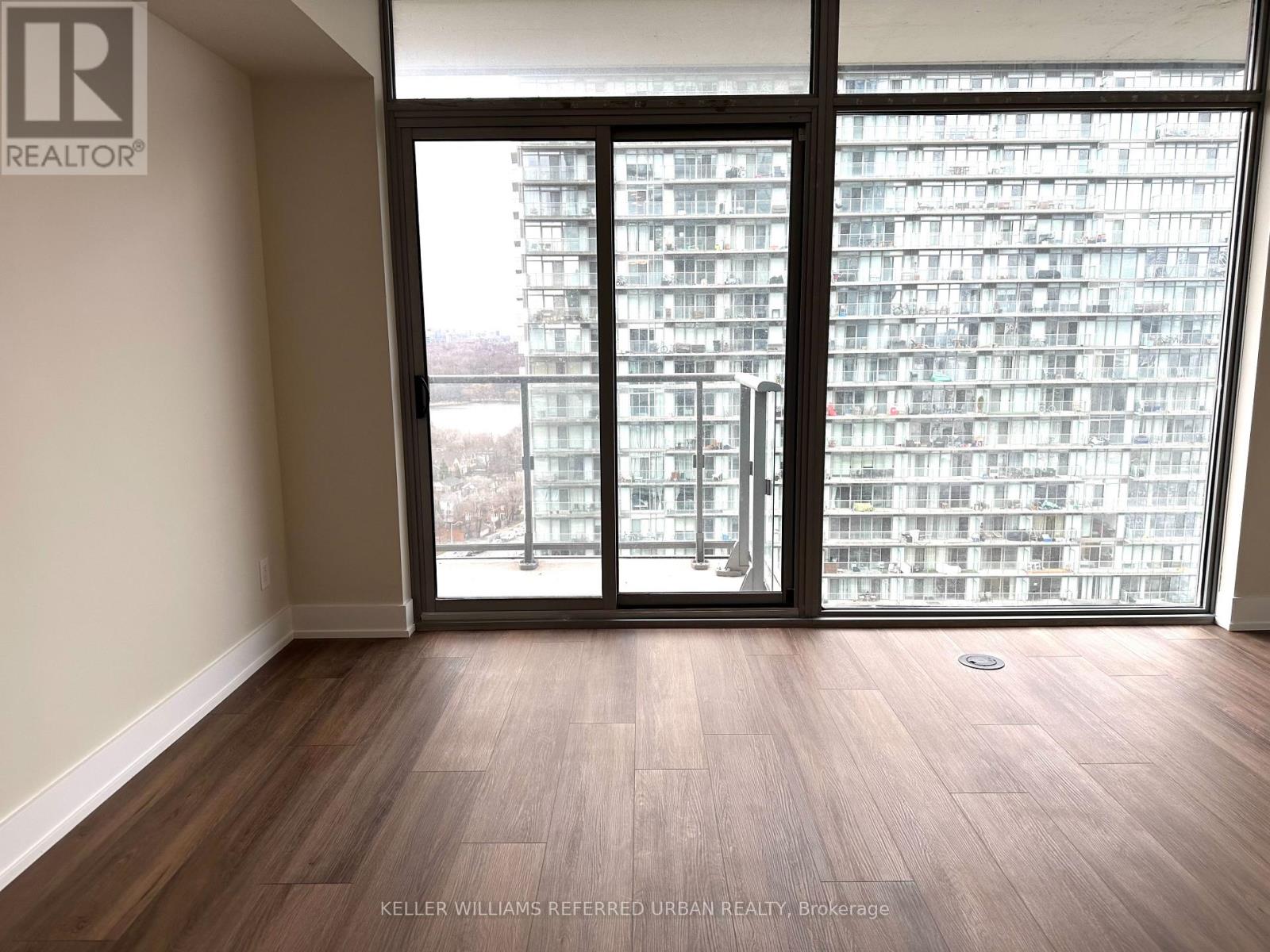 1913 - 105 The Queensway, Toronto, Ontario  M6S 5B5 - Photo 7 - W12821058