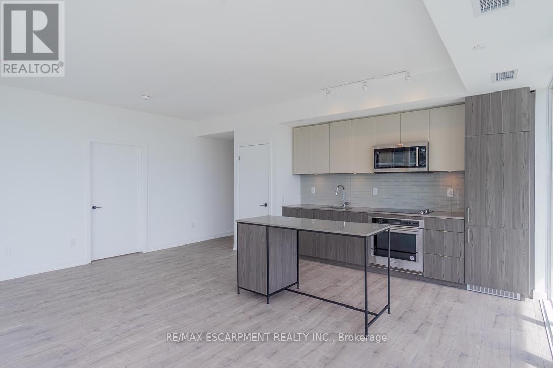 812 - 220 Missinnihe Way, Mississauga, Ontario  L5H 0A9 - Photo 15 - W12821072