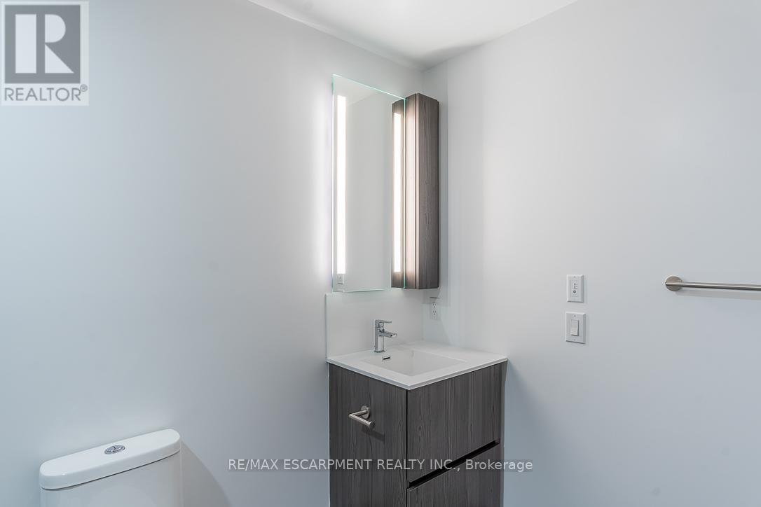 812 - 220 Missinnihe Way, Mississauga, Ontario  L5H 0A9 - Photo 27 - W12821072