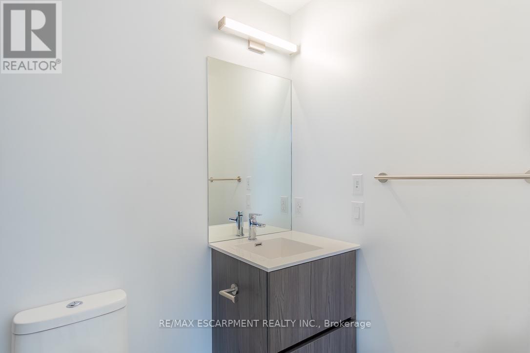 812 - 220 Missinnihe Way, Mississauga, Ontario  L5H 0A9 - Photo 33 - W12821072