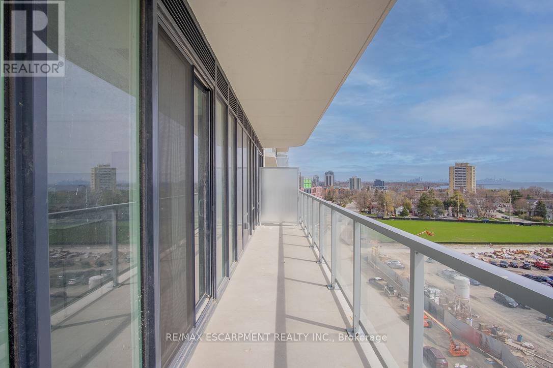 812 - 220 Missinnihe Way, Mississauga, Ontario  L5H 0A9 - Photo 38 - W12821072