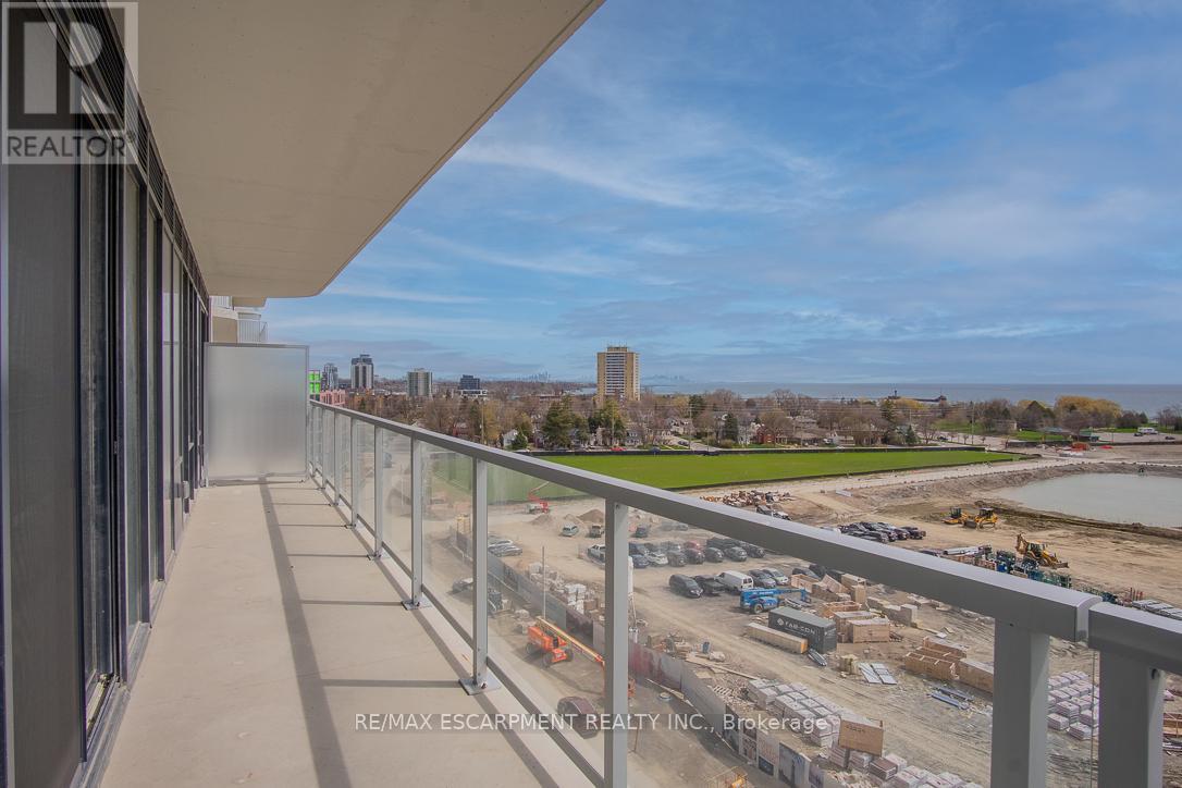 812 - 220 Missinnihe Way, Mississauga, Ontario  L5H 0A9 - Photo 39 - W12821072