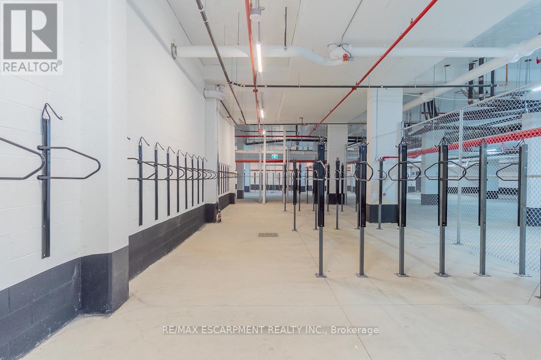 812 - 220 Missinnihe Way, Mississauga, Ontario  L5H 0A9 - Photo 41 - W12821072