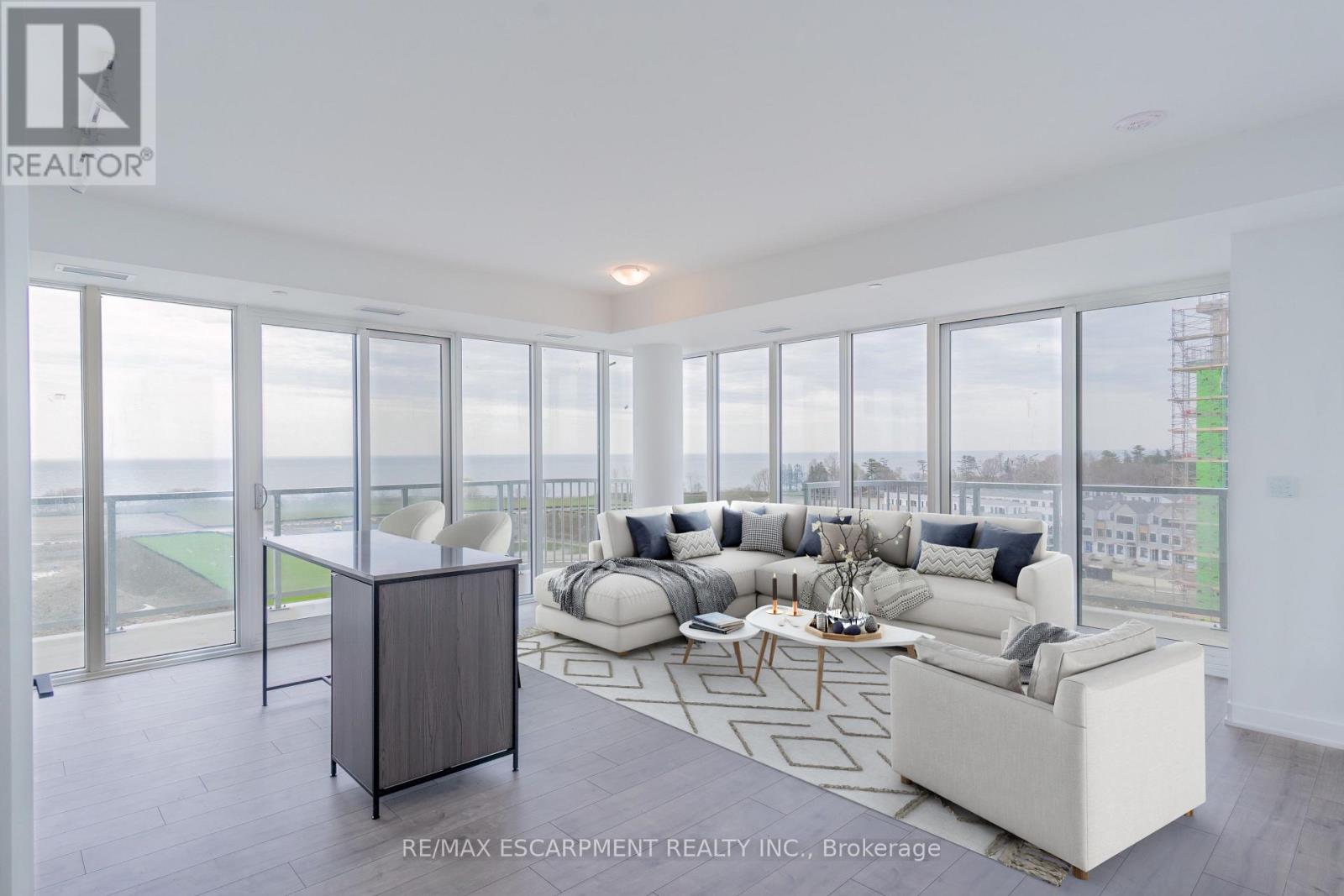 812 - 220 Missinnihe Way, Mississauga, Ontario  L5H 0A9 - Photo 9 - W12821072