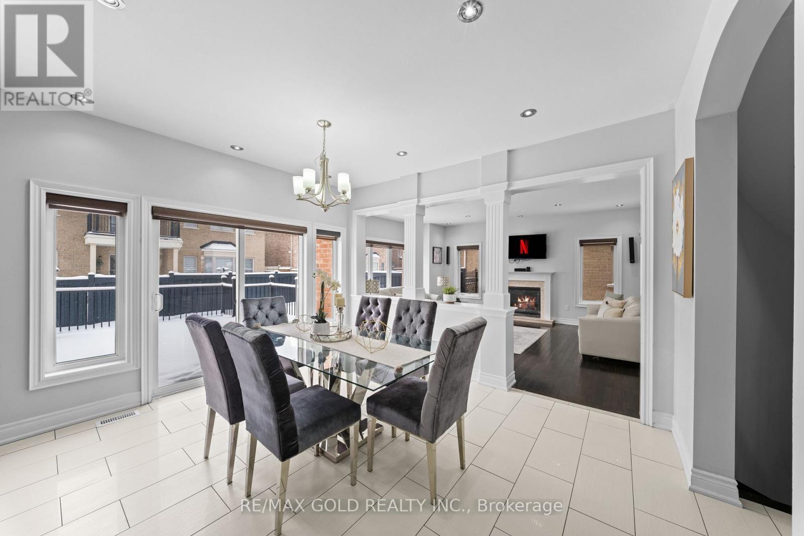 62 Bakersfield Road, Brampton, Ontario  L6P 3Y5 - Photo 11 - W12821092