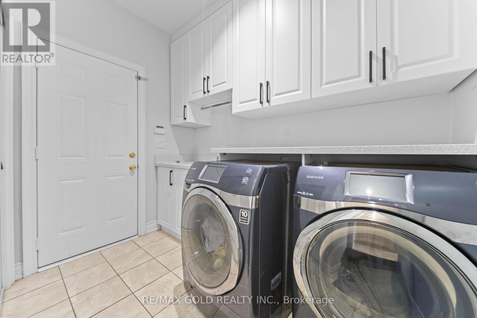 62 Bakersfield Road, Brampton, Ontario  L6P 3Y5 - Photo 15 - W12821092