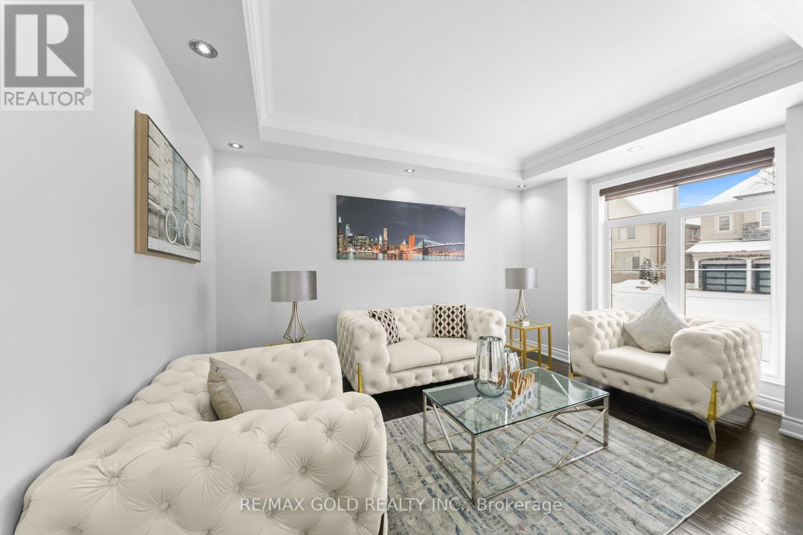 62 Bakersfield Road, Brampton, Ontario  L6P 3Y5 - Photo 3 - W12821092