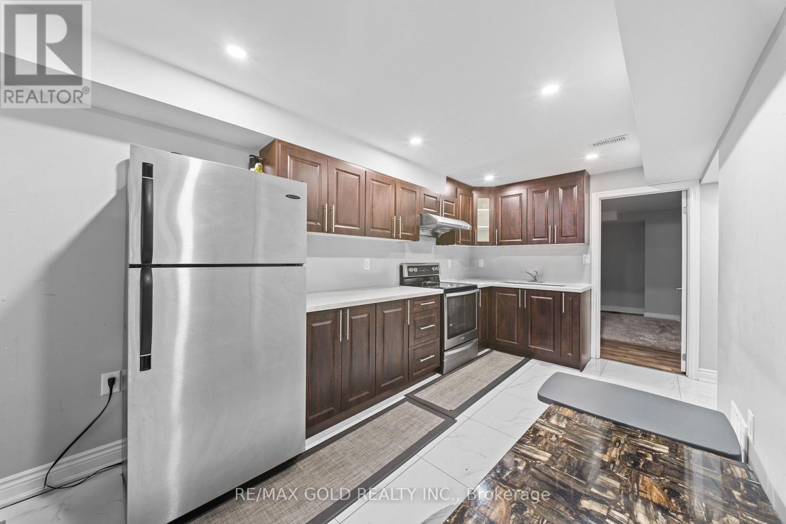 62 Bakersfield Road, Brampton, Ontario  L6P 3Y5 - Photo 30 - W12821092