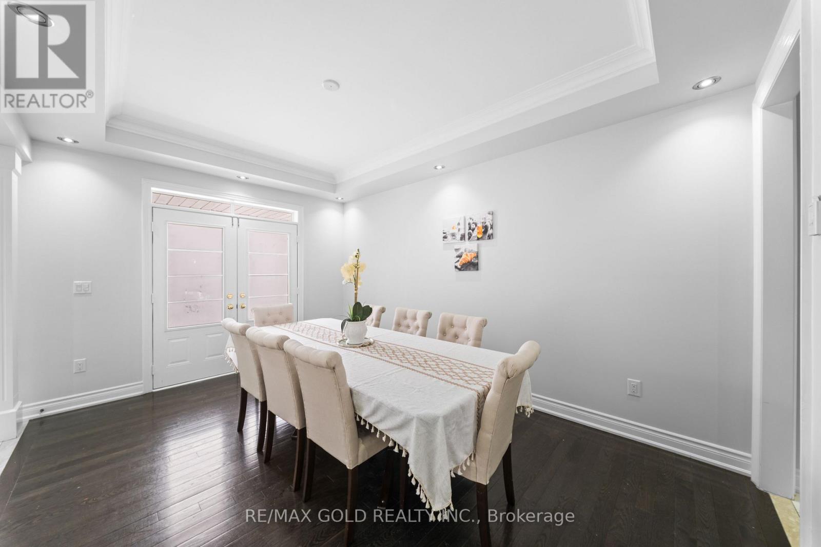 62 Bakersfield Road, Brampton, Ontario  L6P 3Y5 - Photo 6 - W12821092