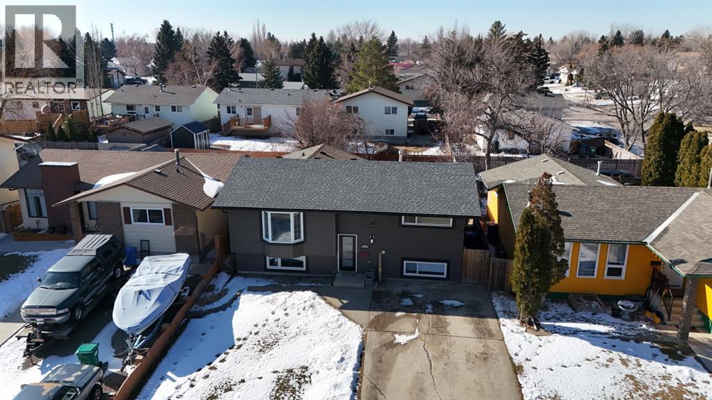 167 Chippewa Crescent W, Lethbridge, Alberta