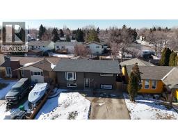 167 Chippewa Crescent W, Lethbridge, Alberta