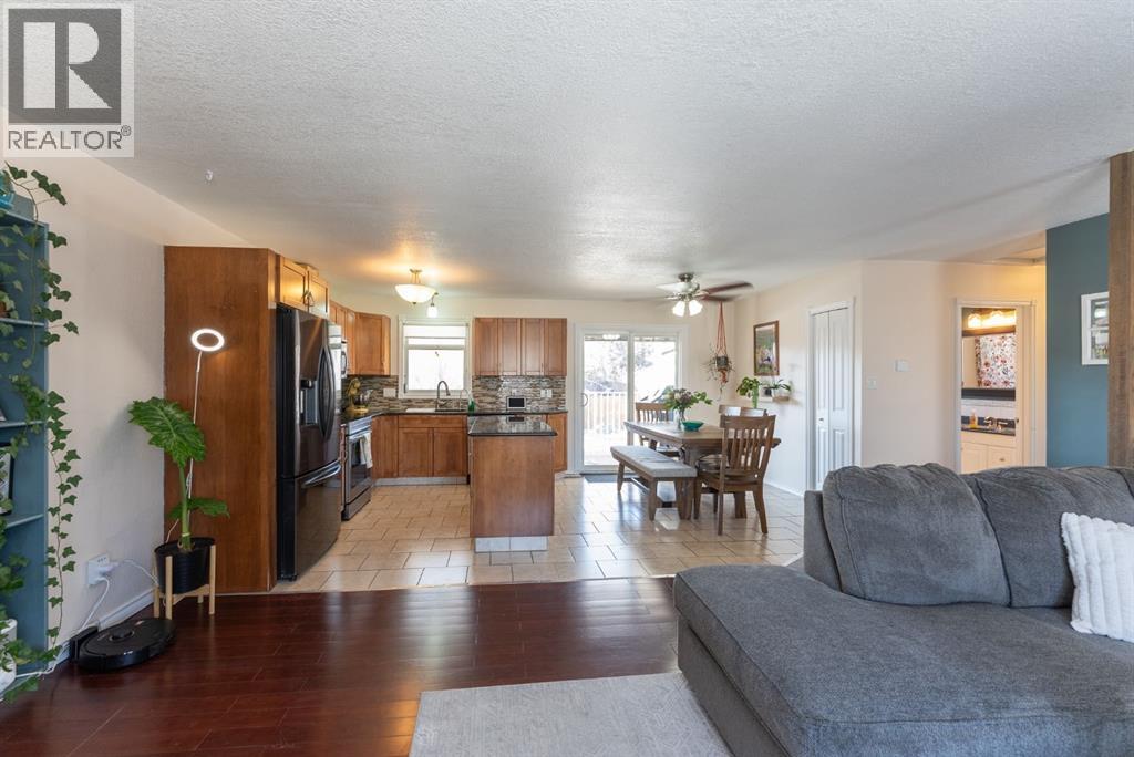 167 Chippewa Crescent W, Lethbridge, Alberta  T1K 5B4 - Photo 12 - A2288336