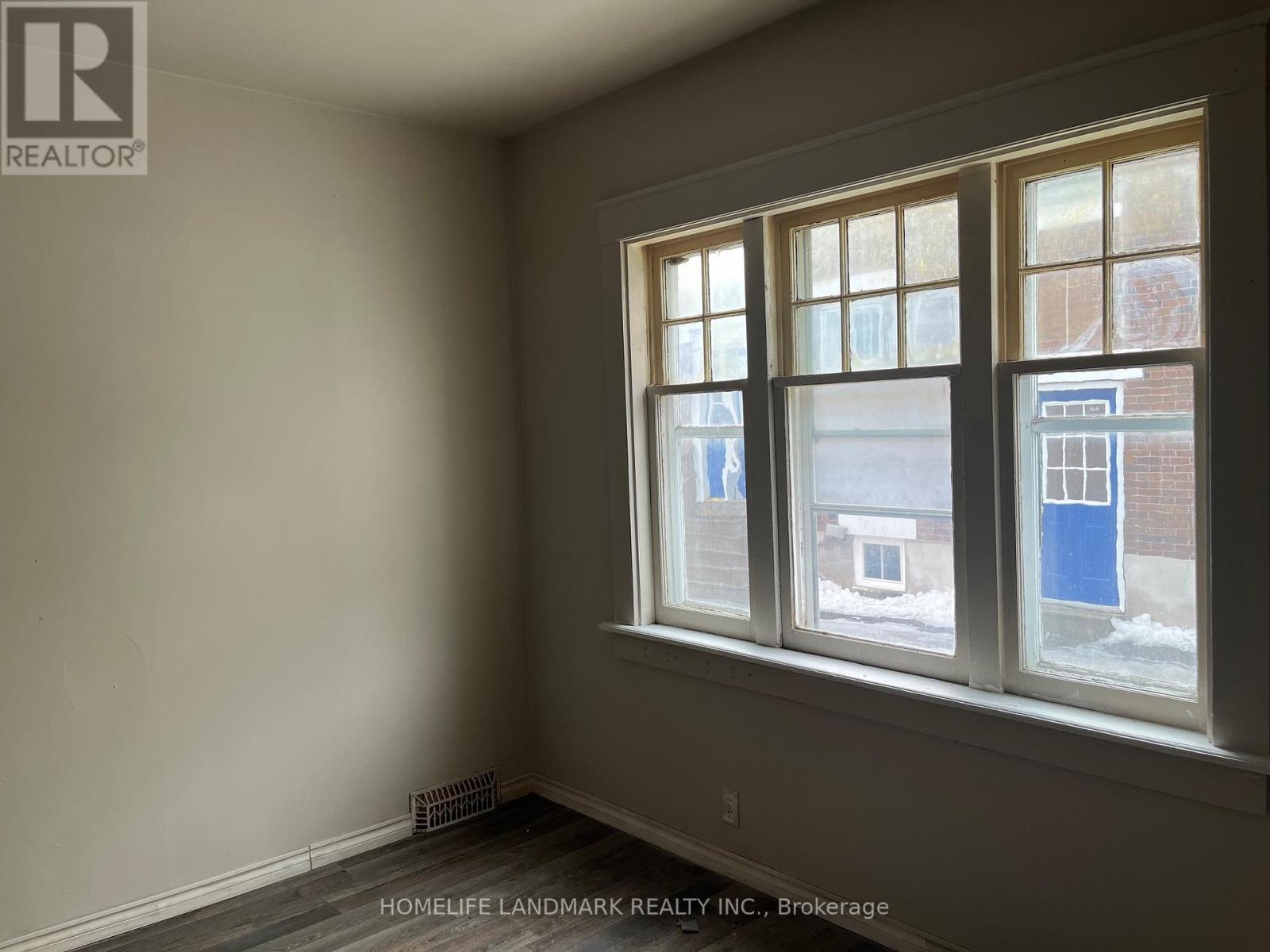 20 Cherry Street, Kitchener, Ontario  N2G 2C5 - Photo 12 - X12821034