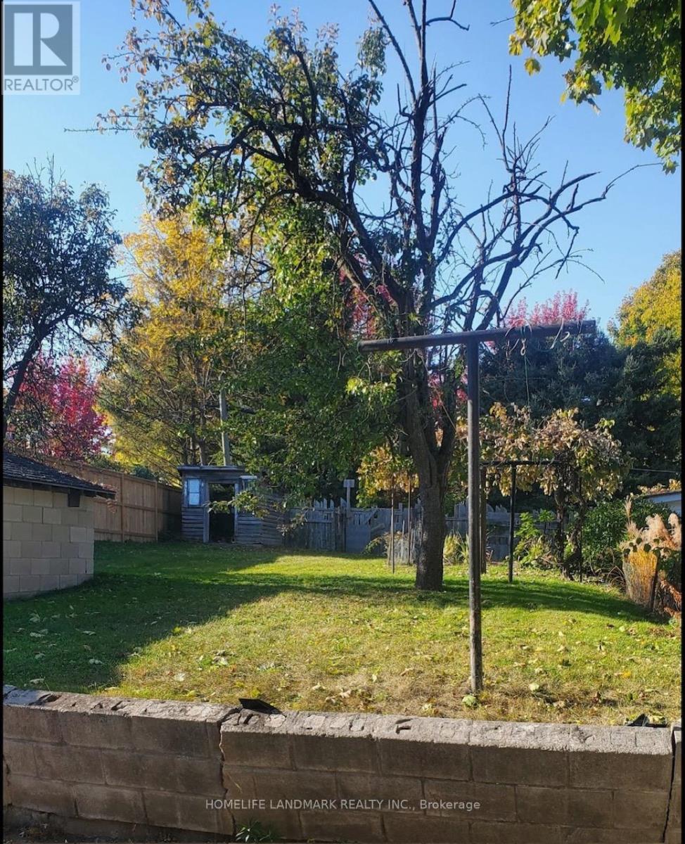 20 Cherry Street, Kitchener, Ontario  N2G 2C5 - Photo 3 - X12821034