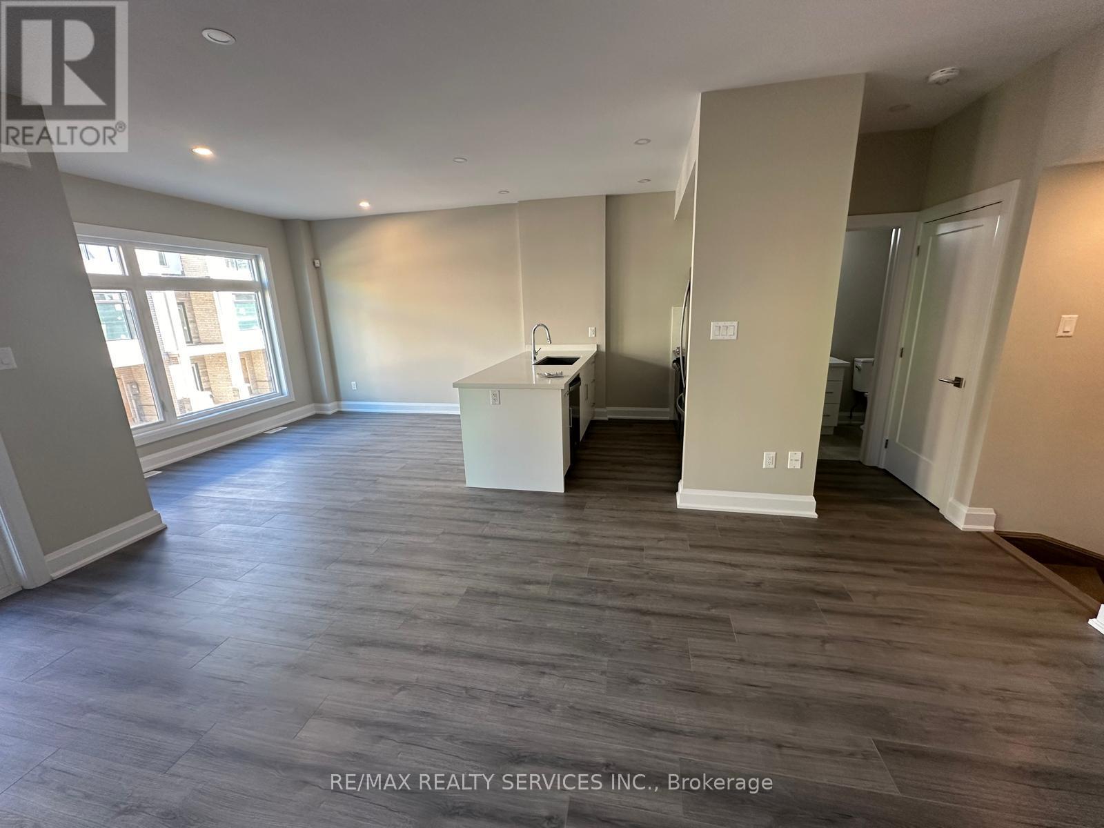 29 - 294 Vine Street, St. Catharines, Ontario  L2M 4T3 - Photo 14 - X12821044