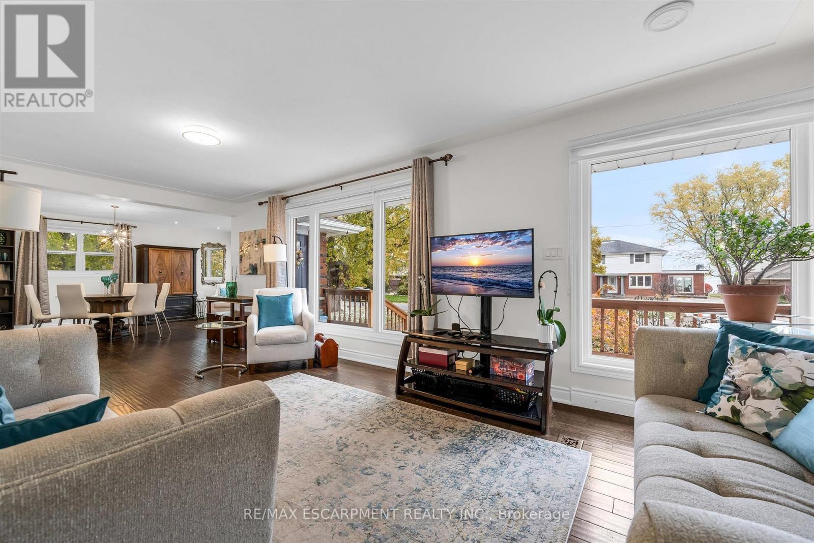 21 Lakeside Drive, Grimsby, Ontario  L3M 2K9 - Photo 10 - X12821094