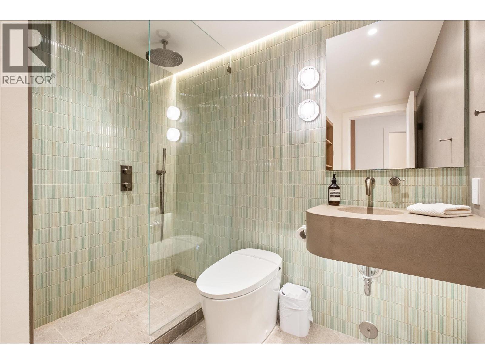 215 4360 Lorimer Road, Whistler, British Columbia  V8E 1A5 - Photo 18 - R3073128