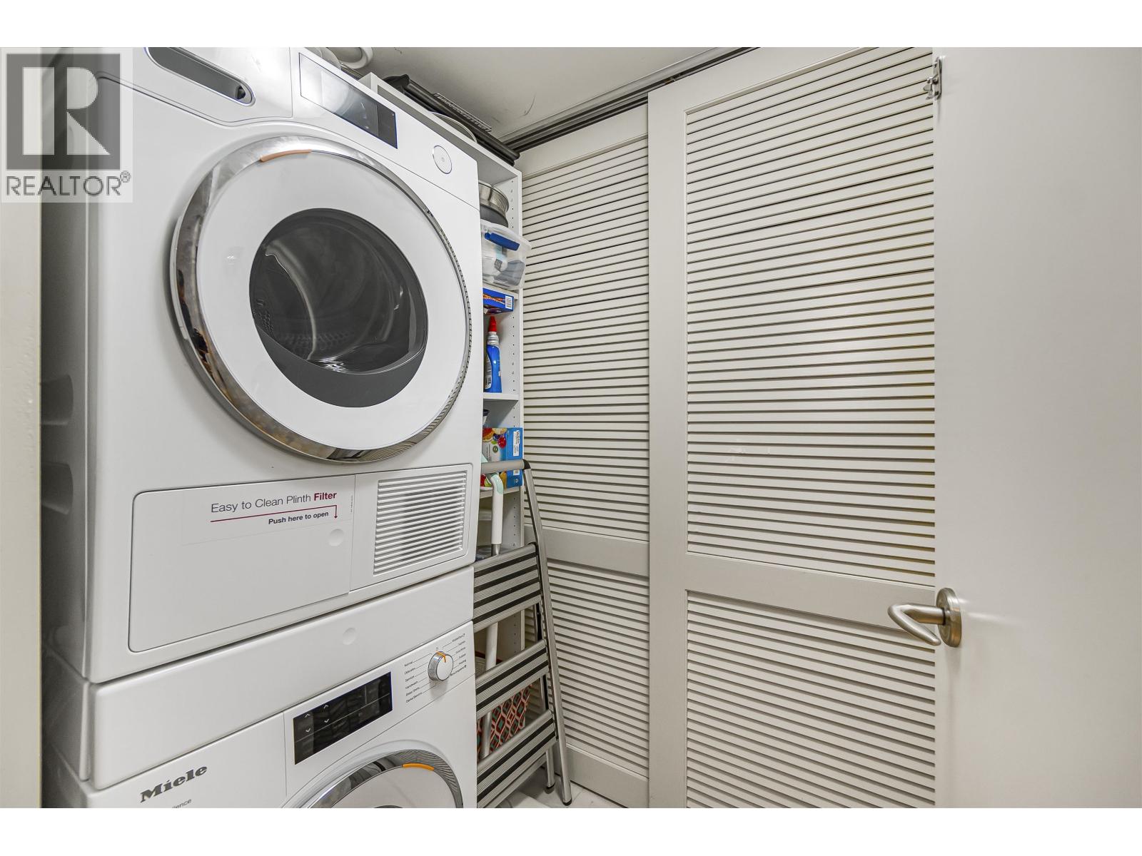 1001 3315 Cypress Place, West Vancouver, British Columbia  V7S 3J7 - Photo 32 - R3093586