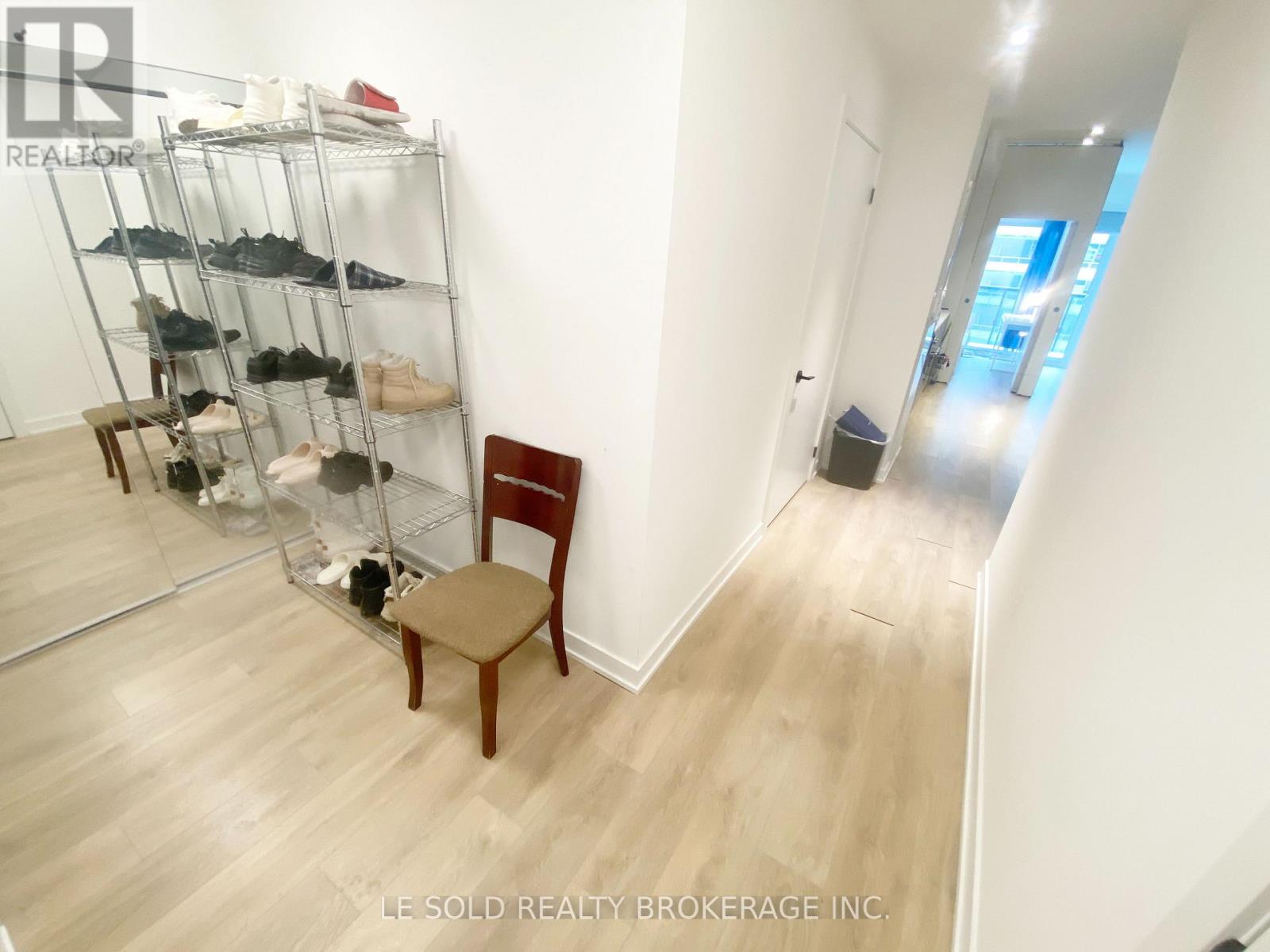 704 Room#4 - 127 Broadway Avenue, Toronto, Ontario  M4P 1V4 - Photo 10 - C12817520