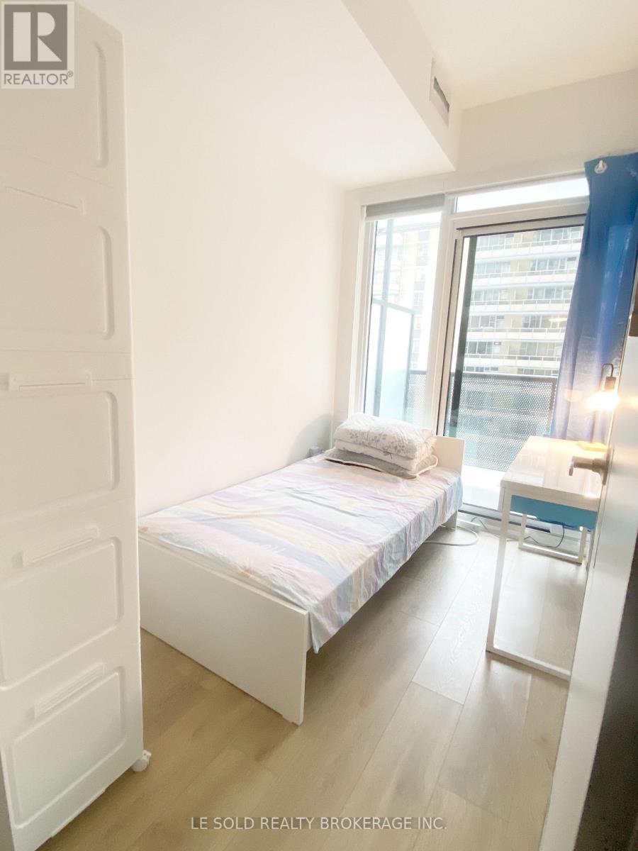 704 Room#4 - 127 Broadway Avenue, Toronto, Ontario  M4P 1V4 - Photo 15 - C12817520