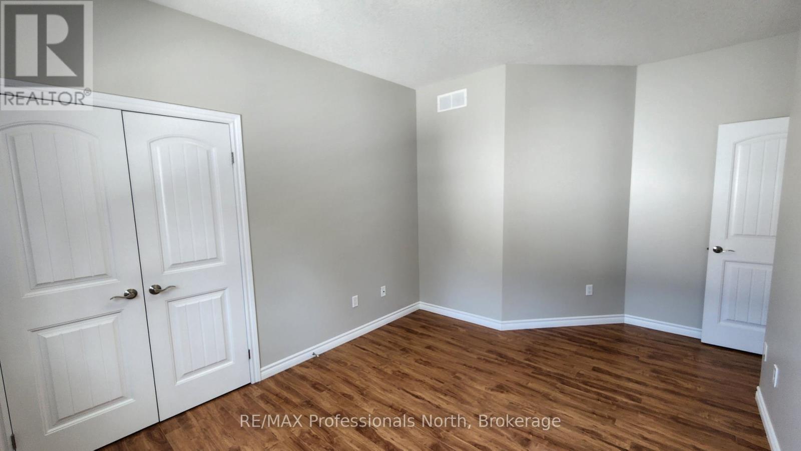 19 Duncan Street E, Huntsville (Chaffey), Ontario  P1H 1P6 - Photo 15 - X12821122