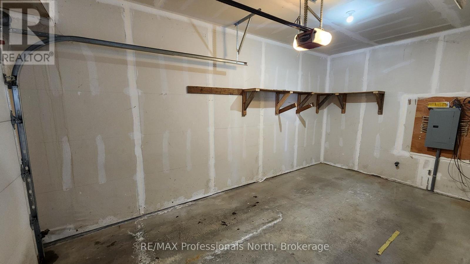 19 Duncan Street E, Huntsville (Chaffey), Ontario  P1H 1P6 - Photo 21 - X12821122